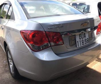 Chevrolet Cruze 2010 - Bán Chevrolet Cruze 2010, màu bạc, giá chỉ 290 triệu