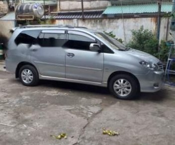 Toyota Innova 2009 - Bán xe Toyota Innova 2009, màu bạc