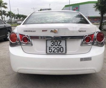 Chevrolet Cruze 1.6MT 2010 - Bán Chevrolet Cruze 1.6MT đời 2010, màu trắng số sàn