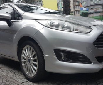 Ford Fiesta 1.0 Ecoboost 2013 - Bán ô tô Ford Fiesta 1.0 Ecoboost đời 2013, màu bạc, giá chỉ 439 triệu, xe chính hãng