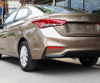 Hyundai Accent 2018 - Bán Accent tự động, cát ánh kim, giao xe ngay