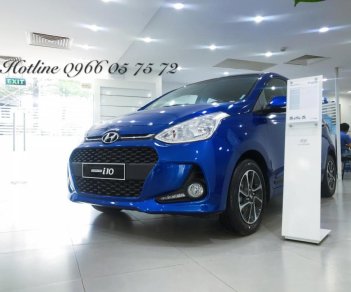 Hyundai Grand i10 2018 - Xe Hyundai Grand i10 số sàn, bản đủ, màu xanh siêu hot - xe giao ngay