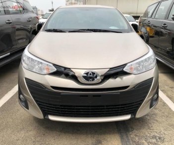 Toyota Vios 1.5E CVT 2018 - Bán xe Toyota Vios 1.5E CVT đời 2018, màu vàng