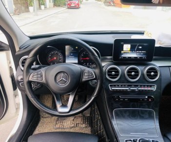 Mercedes-Benz C class C200 2016 - Bán C200 model 2017 màu trắng, xe đẹp xuất sắc