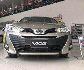 Toyota Vios 2018 - Cần bán xe Toyota Vios năm sản xuất 2018, màu vàng, giá chỉ 531 triệu