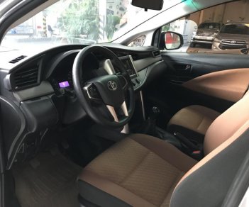 Toyota Innova E 2017 - Bán xe Toyota Innova E 2017, xe đẹp keng, hỗ trợ trả góp 70%