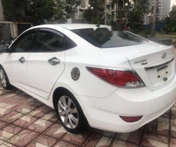 Hyundai Accent   Blue  2015 - Cần bán Hyundai Accent Blue 2015, màu trắng, xe nhập