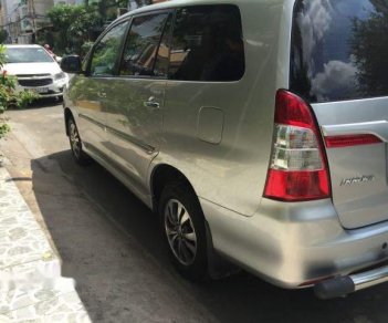 Toyota Innova   E   2015 - Cần bán xe Toyota Innova E năm sản xuất 2015, màu bạc