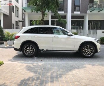 Mercedes-Benz GLC-Class GLC 300 4Matic 2017 - Chính chủ bán Mercedes GLC 300 4Matic SX năm 2017, màu trắng