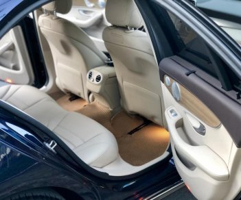 Mercedes-Benz C class C250 Exclusive  2016 - Bán Mercedes C250 năm sản xuất 2016, màu xanh lam