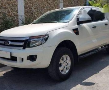 Ford Ranger  XLS 2013 - Bán Ford Ranger XLS 2013, màu trắng, nhập khẩu, số sàn