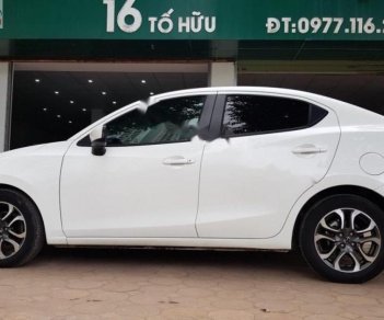 Mazda 2 2017 - Bán xe Mazda 2 đời 2017, màu trắng 