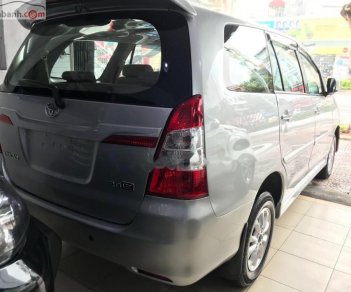 Toyota Innova 2.0E 2014 - Auto T&D bán Toyota Innova 2.0E đời 2014, màu bạc như mới