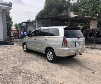 Toyota Innova 2006 - Bán xe Toyota Innova năm 2006, màu bạc