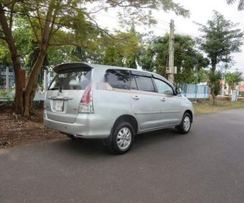 Toyota Innova   2.0G  2011 - Bán Toyota Innova 2.0G sản xuất năm 2011, màu bạc ít sử dụng, 438 triệu