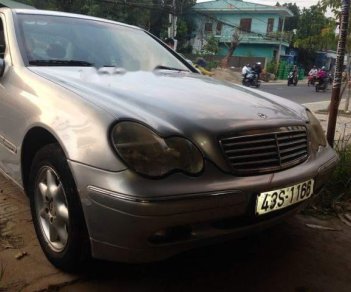 Mercedes-Benz C class C200 2.0MT 2003 - Cần bán lại xe Mercedes C200 2.0MT đời 2003, màu bạc