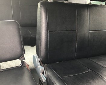 Toyota Hiace   MT  2010 - Bán ô tô Toyota Hiace MT sản xuất 2010, màu xanh ngọc