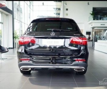 Mercedes-Benz GLC-Class GLC 300 4Matic 2018 - Bán Mercedes GLC 300 4Matic đời 2018, màu đen