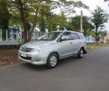 Toyota Innova   2.0G  2011 - Bán Toyota Innova 2.0G sản xuất năm 2011, màu bạc ít sử dụng, 438 triệu