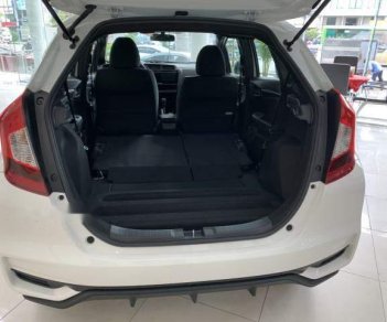 Honda Jazz V 2018 - Bán xe Honda Jazz sản xuất năm 2018, màu trắng, nhập khẩu nguyên chiếc