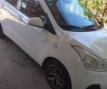 Hyundai Grand i10   2014 - Bán Hyundai Grand i10 năm sản xuất 2014, màu trắng, giá cạnh tranh