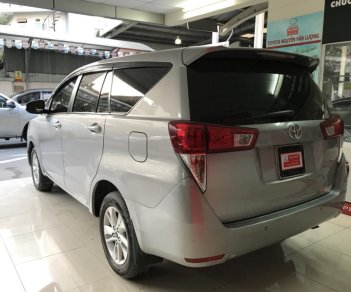 Toyota Innova E 2017 - Bán xe Toyota Innova E 2017, xe đẹp keng, hỗ trợ trả góp 70%