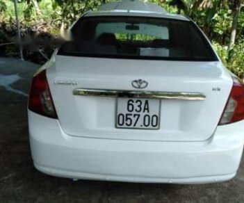 Daewoo Lacetti   2004 - Cần bán lại xe Daewoo Lacetti năm 2004, màu trắng, giá tốt