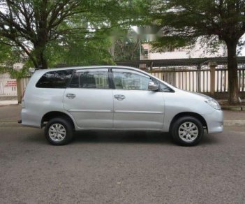 Toyota Innova 2007 - Cần bán lại xe Toyota Innova sản xuất năm 2007, màu bạc, giá chỉ 296 triệu