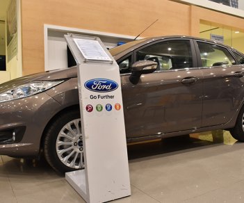 Ford Fiesta 1.5L AT Titanium 2018 - Bán xe Ford Fiesta 1.5L Titanium 2018, giá chỉ 499 triệu (chưa giảm giá), vay trả góp 85%, lãi suất cố định 0,7%/tháng