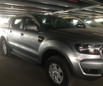 Ford Ranger XLS 2016 - Bán Ford Ranger XLS đời 2016, màu bạc, nhập khẩu nguyên chiếc số sàn