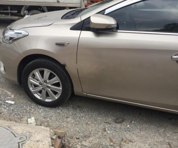 Toyota Vios 1.5E 2017 - Bán Toyota Vios 1.5E đời 2017, màu vàng, giá chỉ 490 triệu