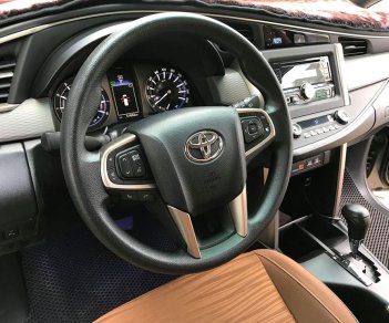 Toyota Innova 2.0G AT 2017 - Bán gấp Toyota Innova G 2017, số tự động full option