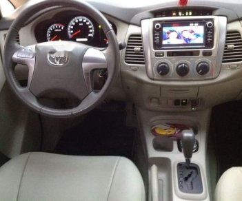 Toyota Innova G 2014 - Bán Toyota Innova G năm sản xuất 2014, màu bạc, giá chỉ 585 triệu