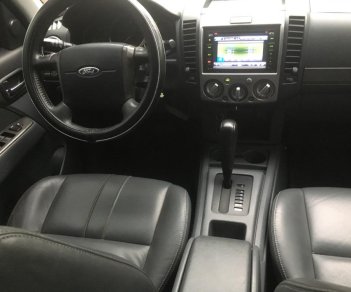 Ford Everest 2013 - Bán xe Ford Everest, số tự động, màu ghi vàng đời 2013