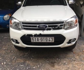 Ford Everest 2.5L 4x2 MT 2014 - Cần bán xe Ford Everest 2.5L 4x2 MT 2014, màu trắng còn mới