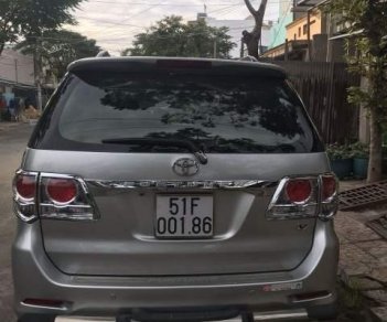 Toyota Fortuner 2013 - Cần bán xe Toyota Fortuner đời 2013, màu bạc, giá chỉ 730 triệu