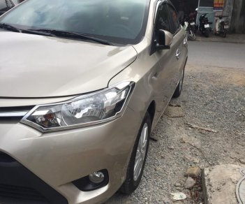 Toyota Vios 1.5E 2017 - Bán Toyota Vios 1.5E đời 2017, màu vàng, giá chỉ 490 triệu