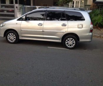 Toyota Innova G 2014 - Bán Toyota Innova G năm sản xuất 2014, màu bạc, giá chỉ 585 triệu