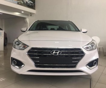 Hyundai Accent 2018 - Bán ô tô Hyundai Accent 2018, màu trắng