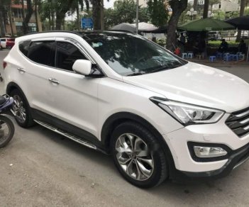 Hyundai Santa Fe 2.2 4WD 2015 - Cần bán gấp Hyundai Santa Fe 2.2 4WD năm sản xuất 2015, màu trắng chính chủ