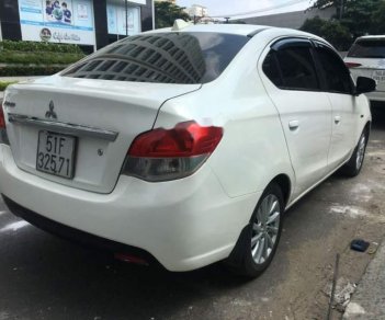 Mitsubishi Attrage   MT   2015 - Bán Mitsubishi Attrage MT đời 2015, màu trắng, nhập khẩu Thái Lan 