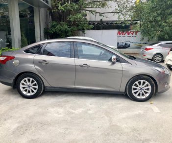 Ford Focus 2014 - Bán Ford Focus Titanium 2.0AT 2014, màu nâu, giá 535tr, LH 0966988860