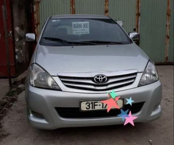 Toyota Innova 2010 - Bán ô tô Toyota Innova năm sản xuất 2010, màu bạc, giá chỉ 380 triệu