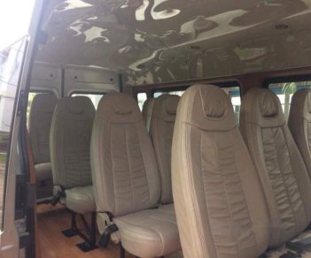 Ford Transit 2015 - Cần bán Ford Transit năm 2015, màu bạc, 565tr