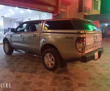 Ford Ranger XLT 2.2 MT 4X4 2013 - Cần bán xe Ford Ranger XLT 2.2 MT 4X4 đời 2012, màu kem (be)