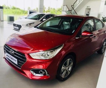 Hyundai Accent 2018 - Bán xe Hyundai Accent năm sản xuất 2018, màu đỏ