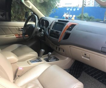 Toyota Fortuner Sprotivo 2011 - Bán Toyota Fortuner Sprotivo sản xuất năm 2011, màu trắng, nhập khẩu nguyên chiếc