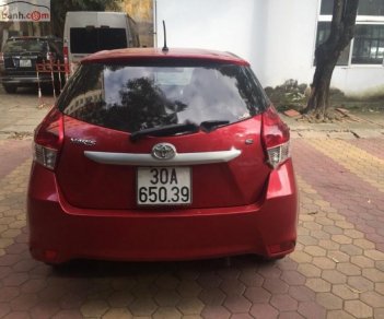 Toyota Yaris E 2015 - Bán ô tô Toyota Yaris E 2015, màu đỏ, xe nhập chính chủ