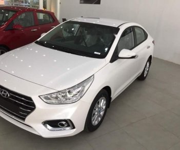 Hyundai Accent   2018 - Bán ô tô Hyundai Accent đời 2018, màu trắng