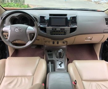 Toyota Fortuner 2013 - Bán Toyota Fortuner đời 2013, màu đen